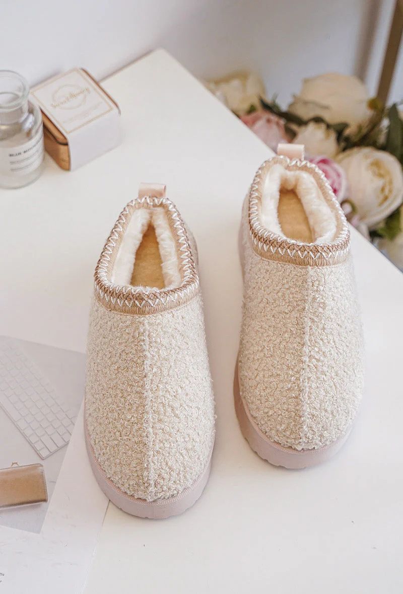 Chaussons confortables femme – Pantoufles douces et chaudes pour intérieur