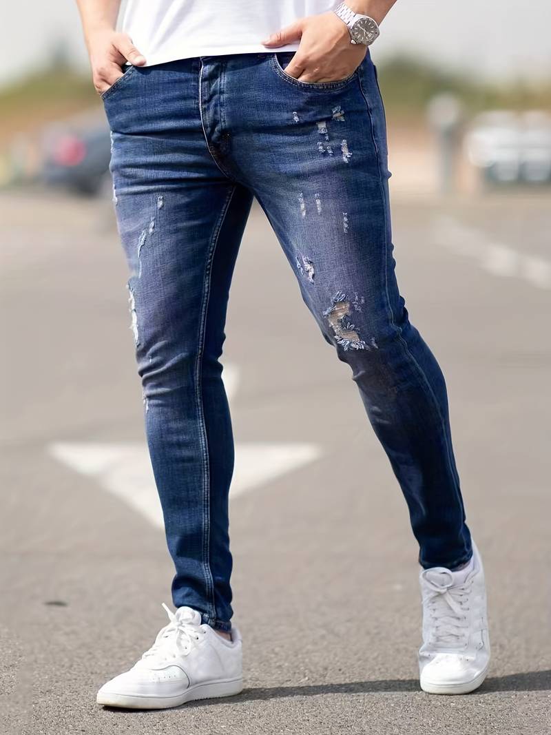 Jeans déchirés femme – Denim polyvalent et tendance pour tous les jours